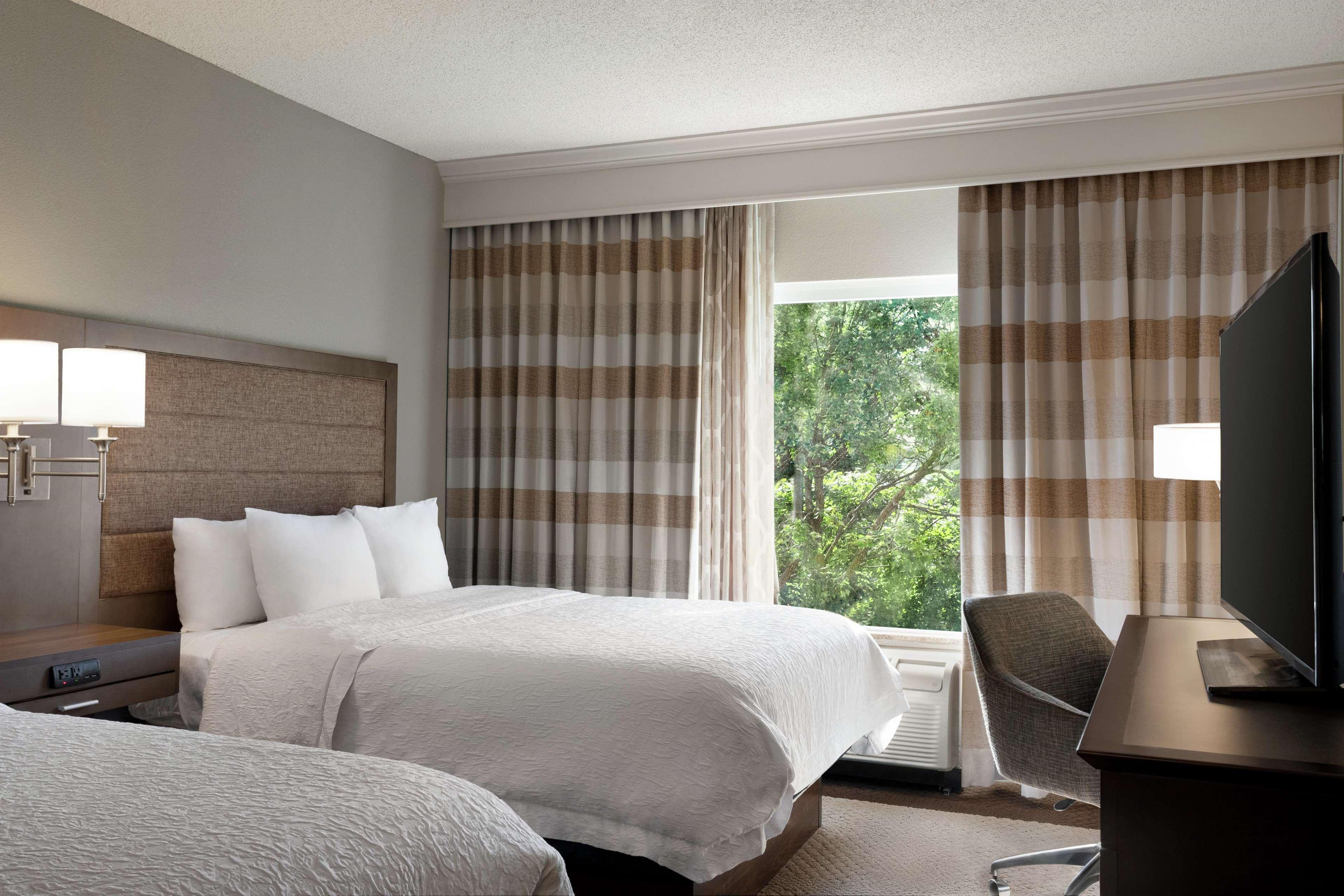 Hampton Inn & Suites Montgomery-Eastchase Экстерьер фото
