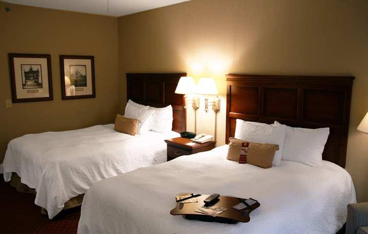 Hampton Inn & Suites Montgomery-Eastchase Экстерьер фото