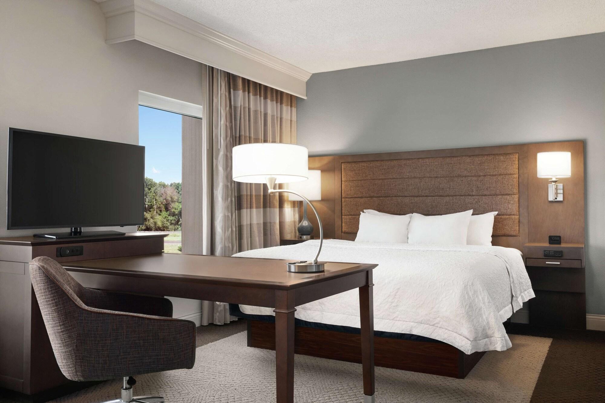 Hampton Inn & Suites Montgomery-Eastchase Экстерьер фото
