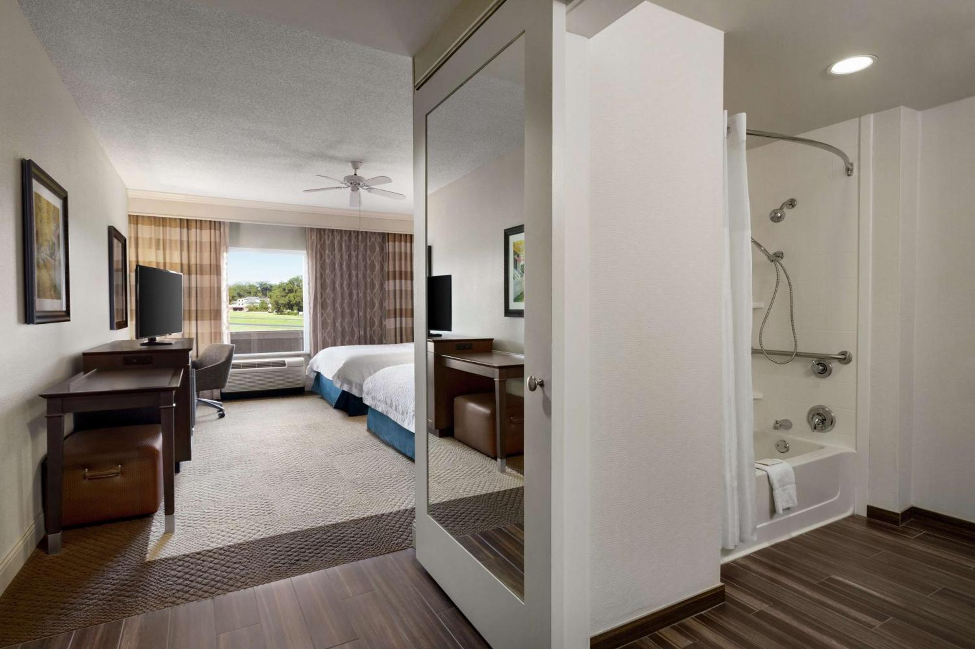 Hampton Inn & Suites Montgomery-Eastchase Экстерьер фото
