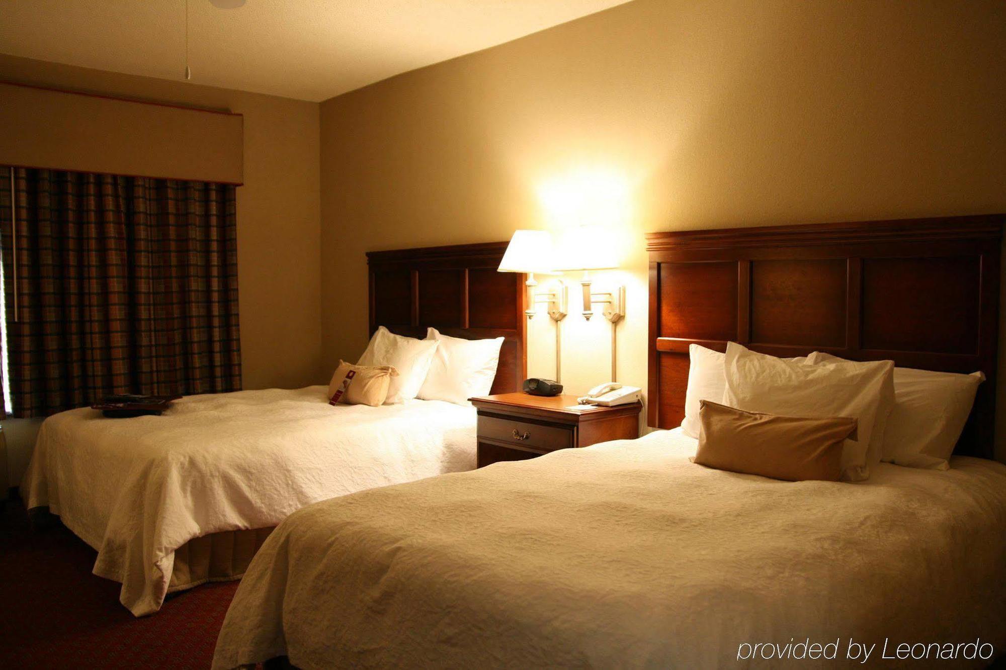 Hampton Inn & Suites Montgomery-Eastchase Номер фото
